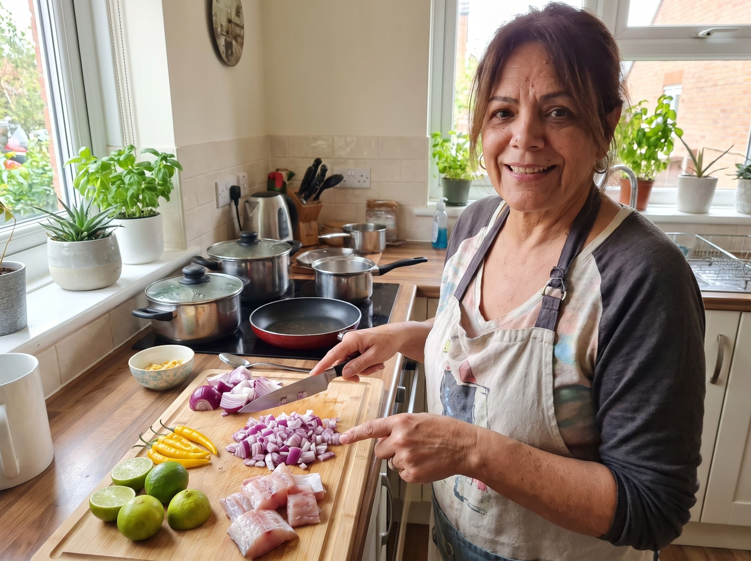 María preparing Peruvian ceviche in her kitchen