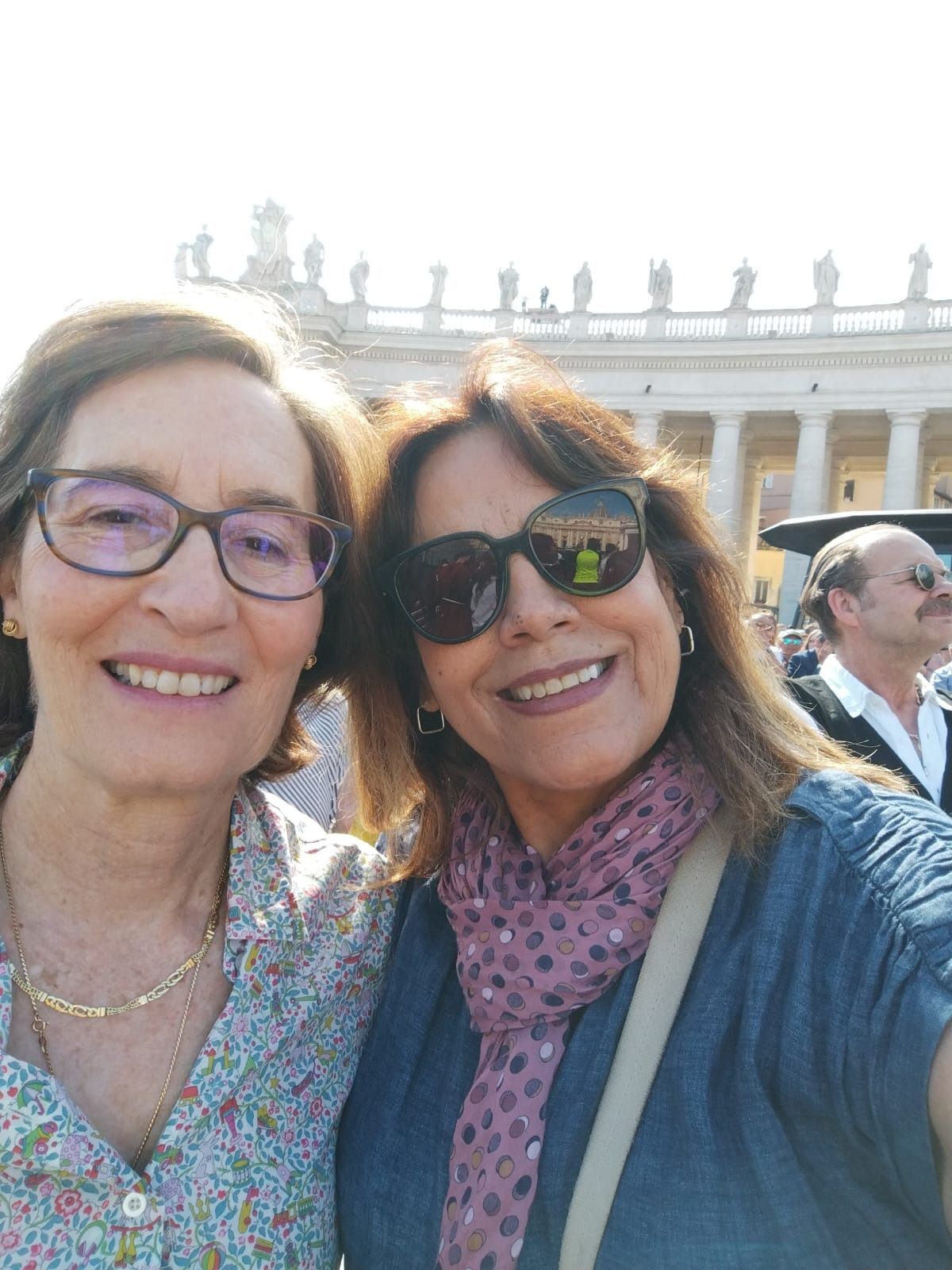 María with a friend in front of St Peter’s Square in Rome